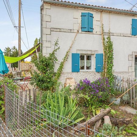 Appartement Accueillant A Mortagne Sur Gironde 45 M² Terrasse Buitenkant foto